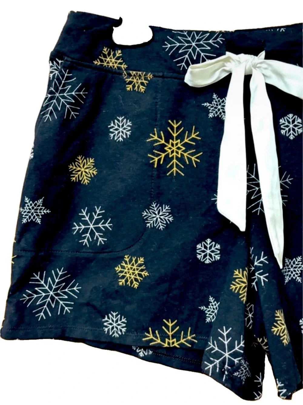 SOMA WOMEN PAJAMA SHORTS M COTTON BLEND WINTER SNOWFLAKES BLACK POCKETS SOFT $49